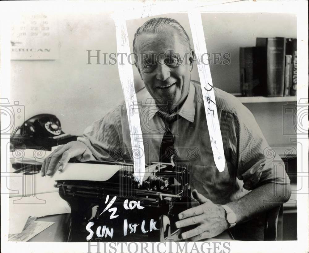 Press Photo Author Marquis Childs - pio33814