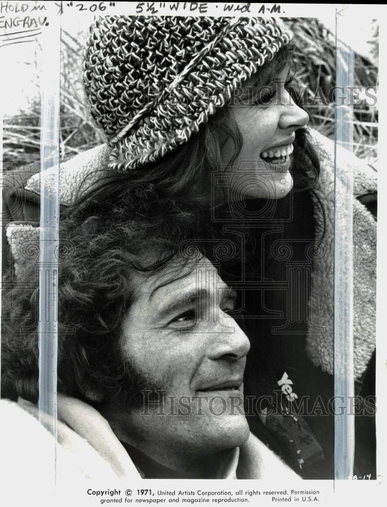 1971 Press Photo Actors George Segal &amp; Karen Black star in &quot;Born to Win&quot;- Historic Images