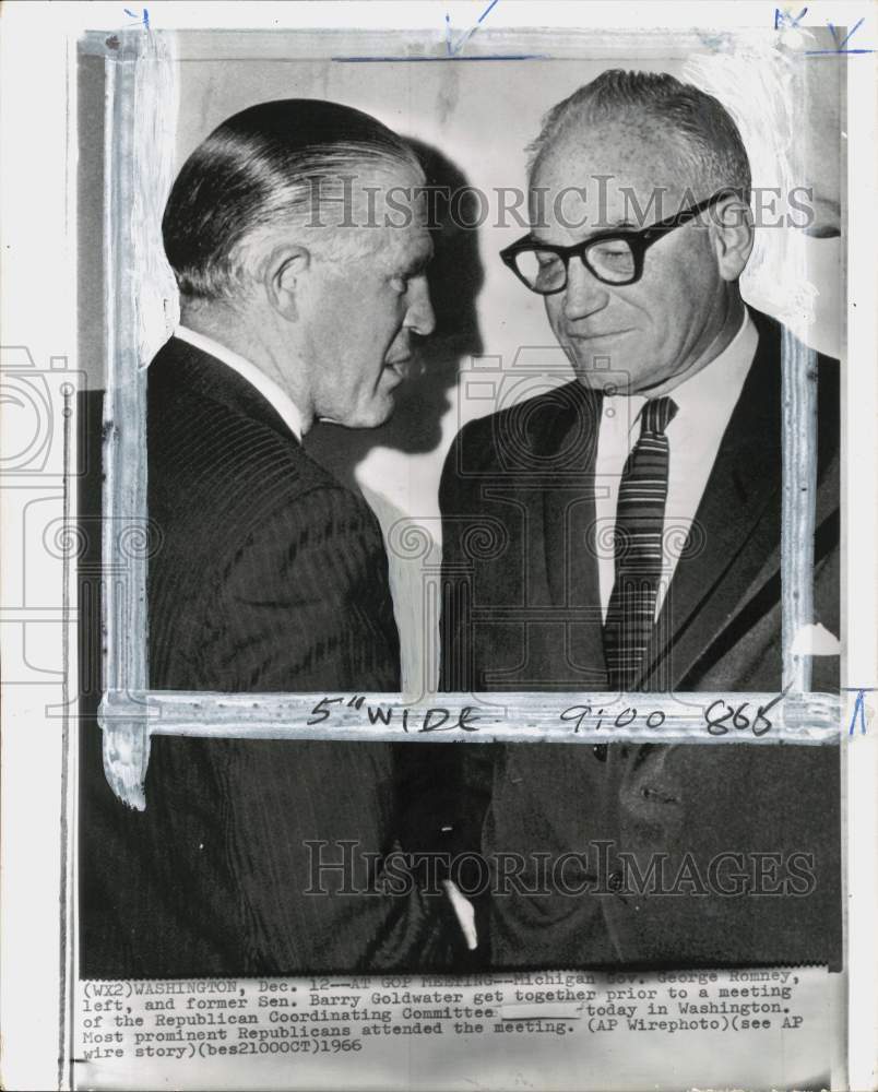 1966 Press Photo Politicians George Romney &amp; Barry Goldwater before a DC meeting