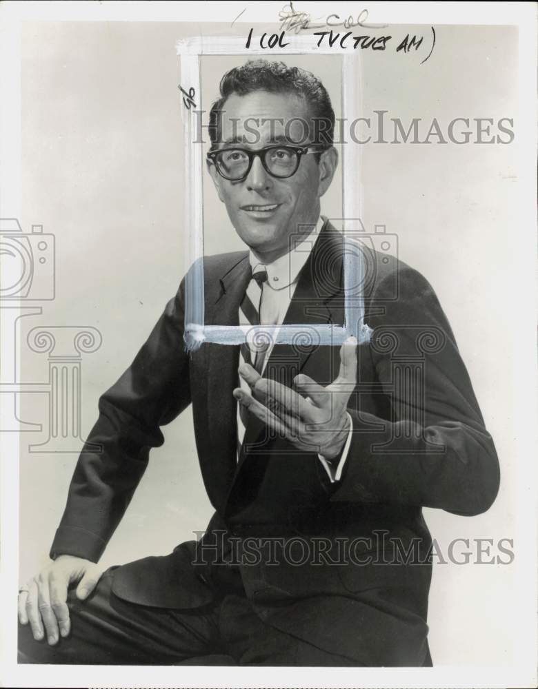 1961 Press Photo TV personality Robert Q. Lewis to appear on &quot;Number Please&quot;- Historic Images