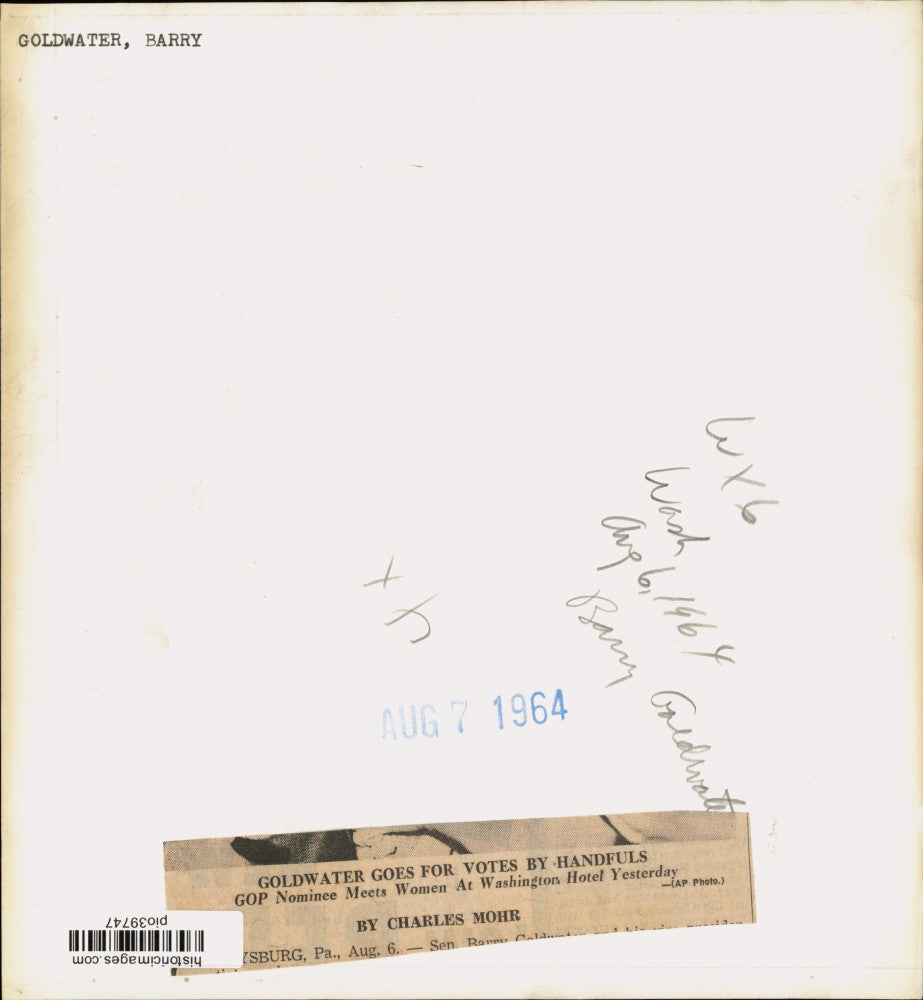 1964 Press Photo Women greet Senator Barry Goldwater at Washington Hotel