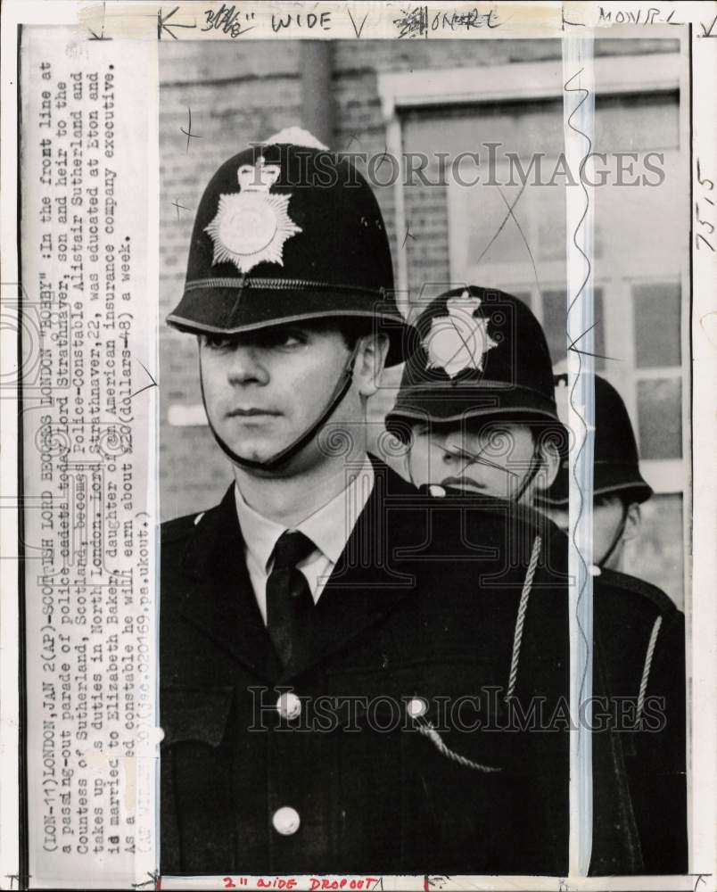 1970 Press Photo Constable Alistair Sutherland at police cadets parade in London- Historic Images