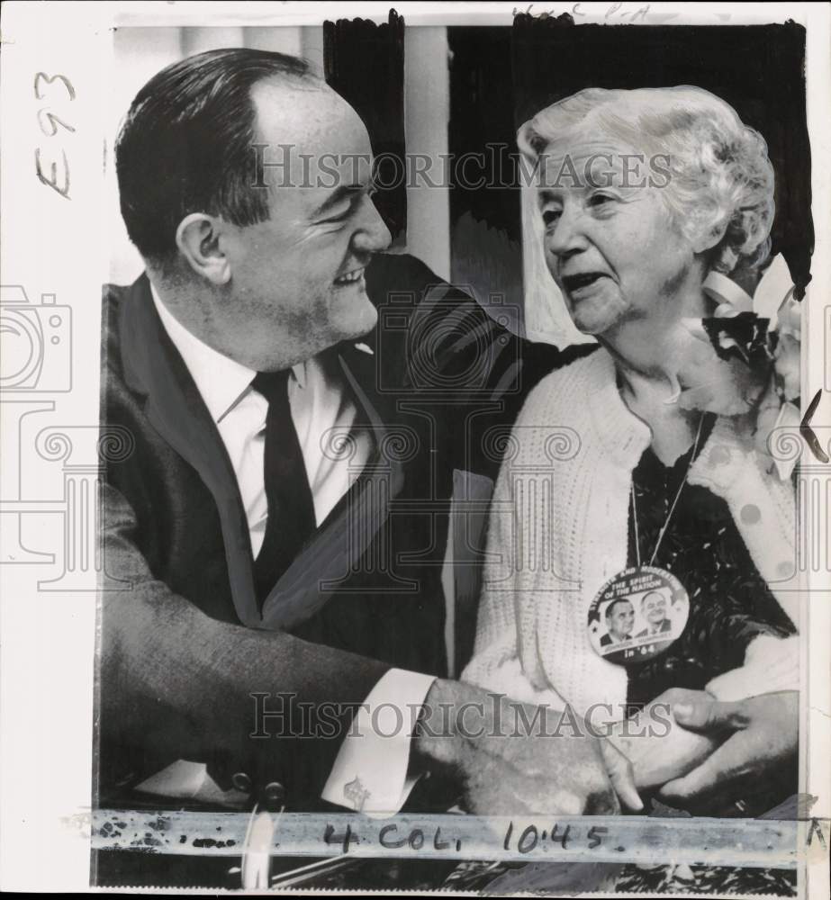 1964 Press Photo Senator Hubert Humphrey & mother Mrs. Christine Humphrey in SD