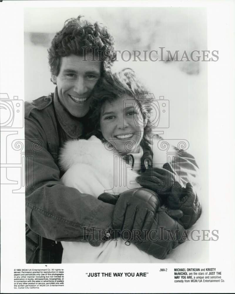 Load image into Gallery viewer, 1984 Press Photo Actor Michael Ontkean &amp; Kristy McNichol, Just The Way You Are
