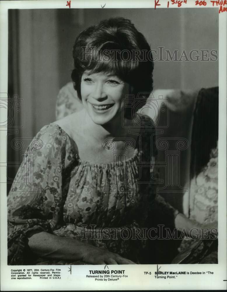1977 Press Photo Actress Shirley MacLaine Starring in "The Turning Point"