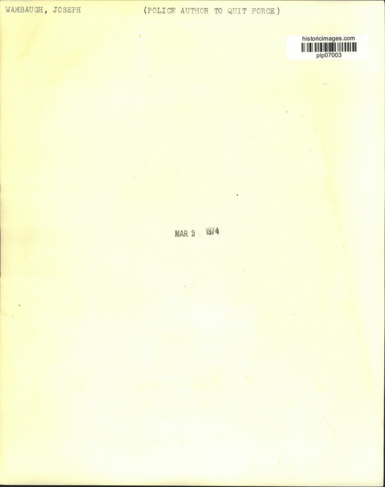 1974 Press Photo Joseph Wambaugh, Los Angeles Police Officer & Author