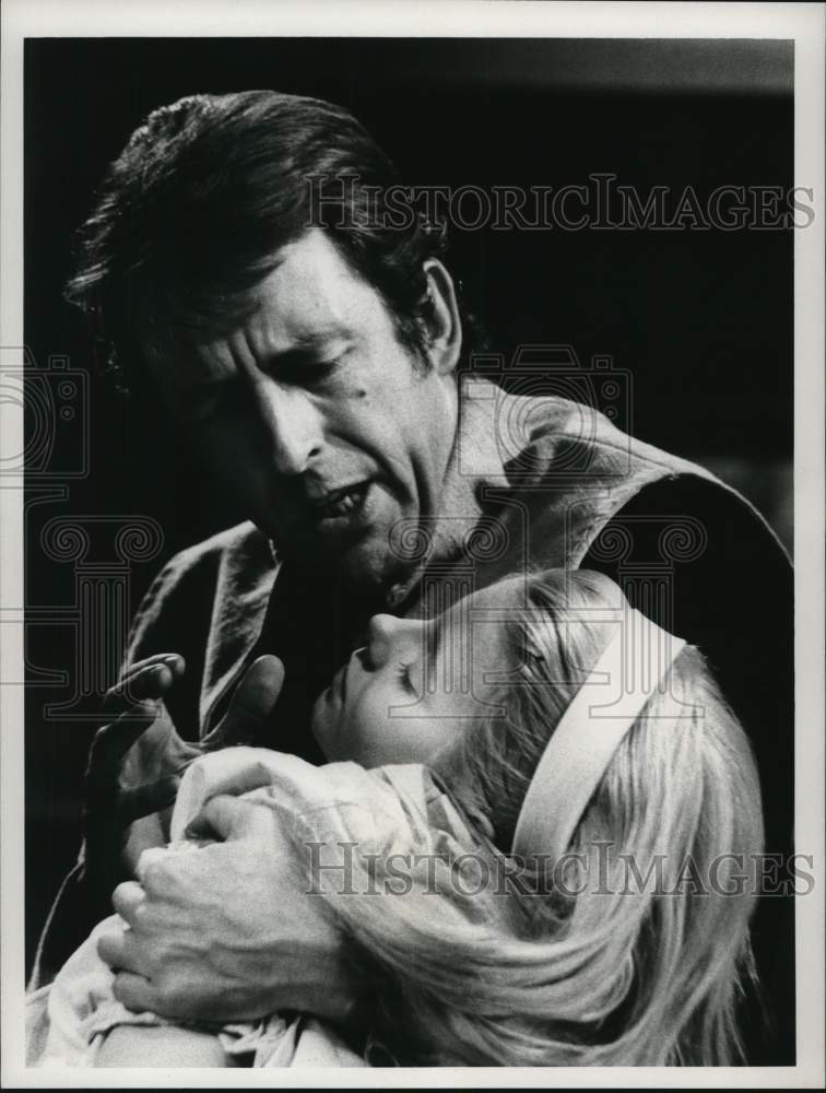 1967 Press Photo Fritz Weaver &amp; Television Co-Star - pip07035- Historic Images