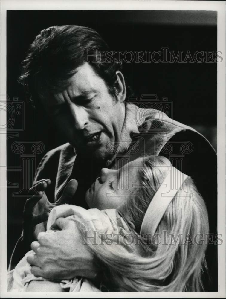 1967 Press Photo Fritz Weaver & Television Co-Star - pip07035- Historic Images