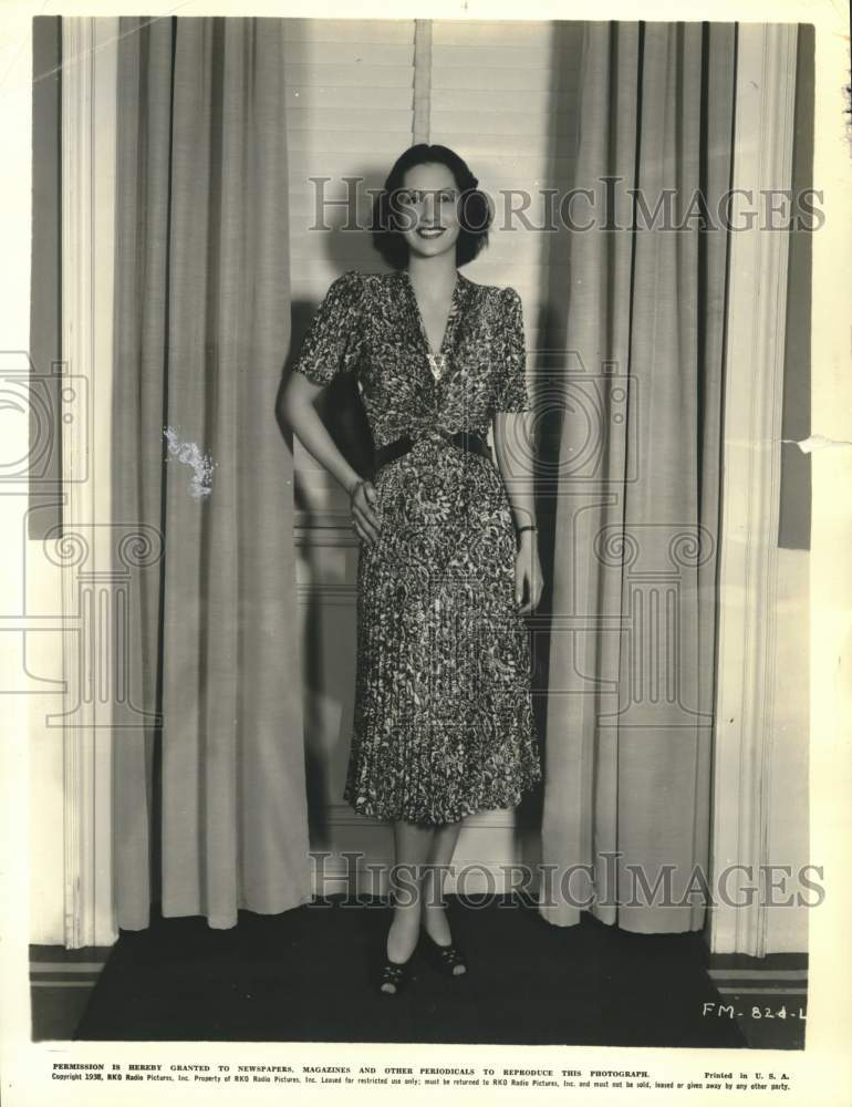 1938 Press Photo Frances Mercer of RKO Radio's "Crime Ring" Models Silk Dress- Historic Images