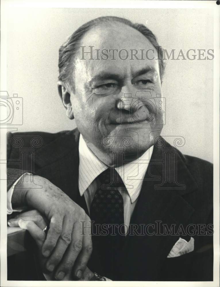 1982 Press Photo Actor E.G. Marshall in "Nurse" CBS Series - pip13601- Historic Images