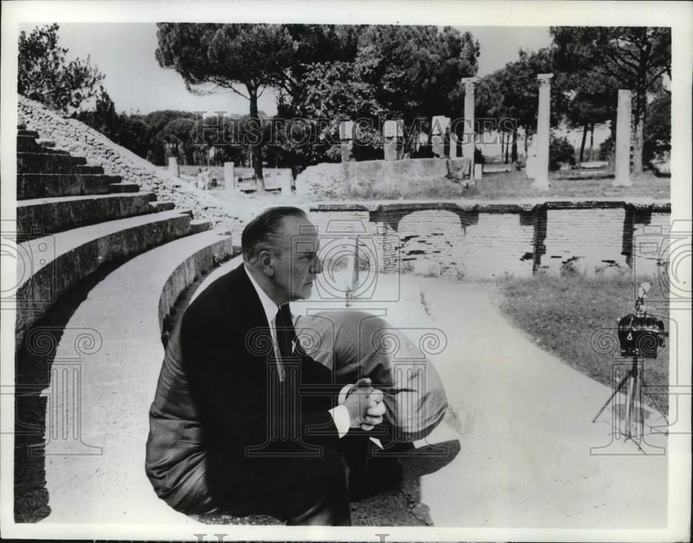 1966 Press Photo Actor Frederic March stars in &quot;The Legacy Of Rome&quot; film- Historic Images