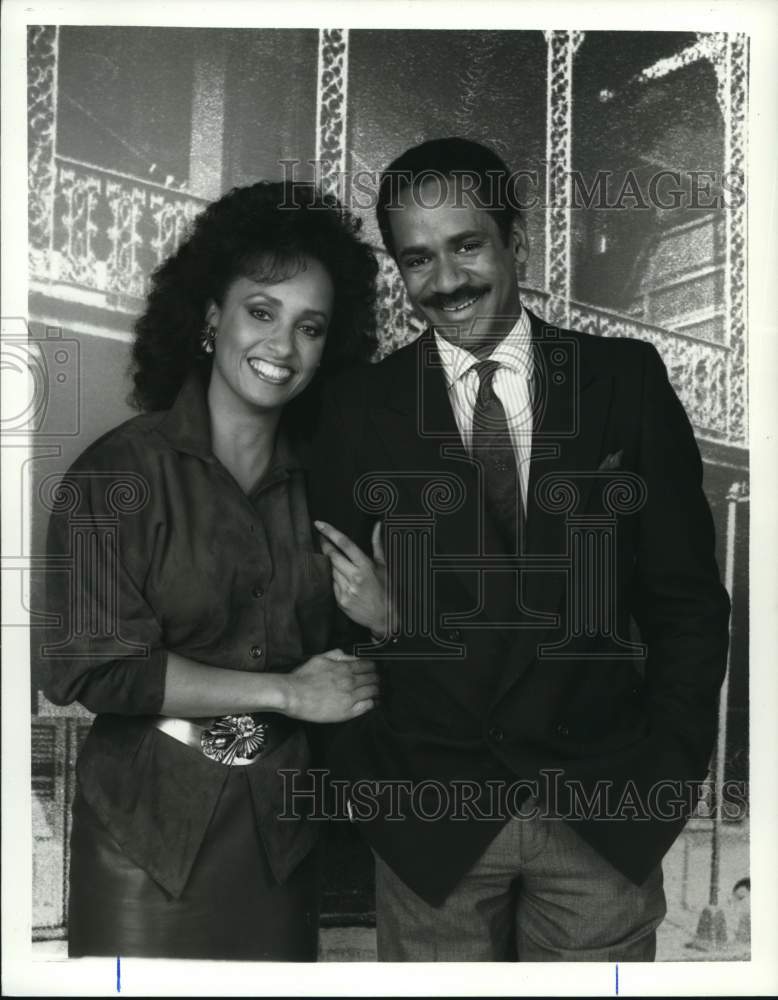 1989 Press Photo Actors Tim Reid &amp; Daphne Maxwell Reid star on &quot;Frank&#39;s Place&quot;- Historic Images