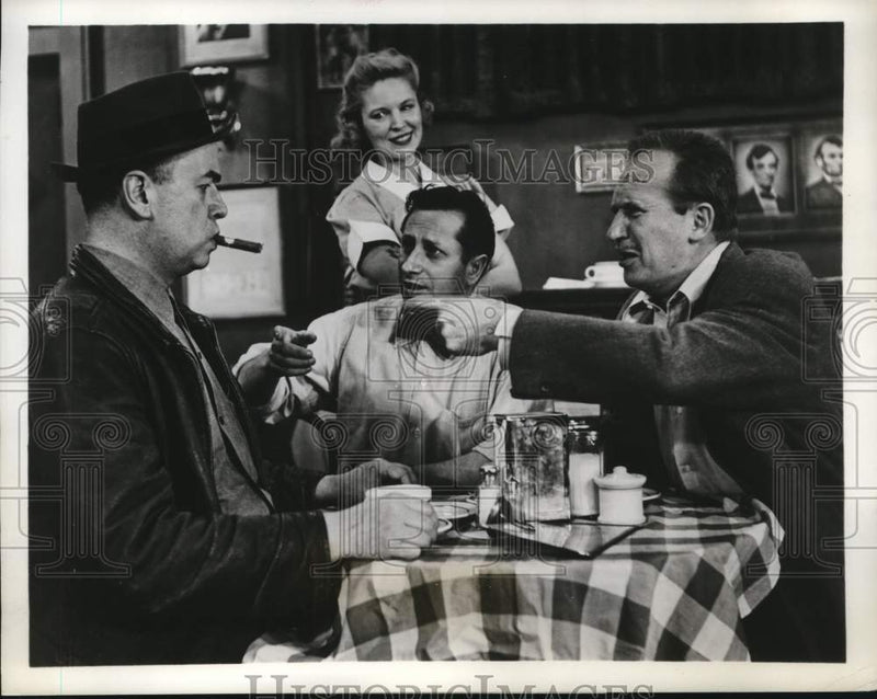 Load image into Gallery viewer, 1951 Press Photo Win Stracke; Studs Terkel; Chet Robie; and Beverly Younger

