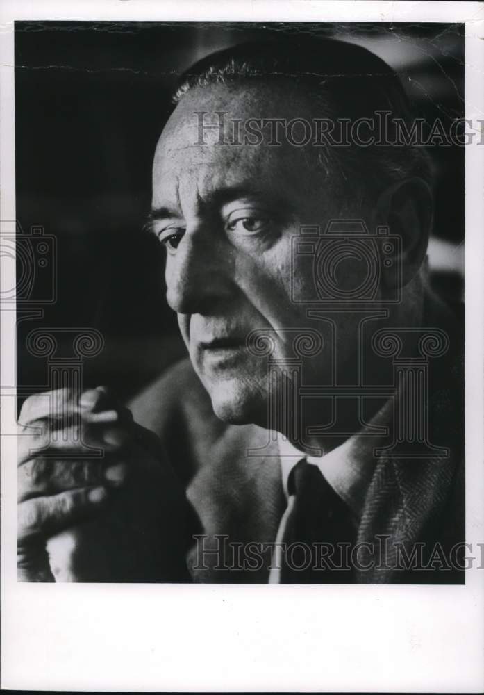 1962 Press Photo John Gunther, American journalist and author. - pip20490