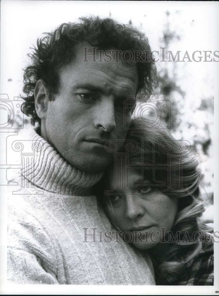 1979 Press Photo Kevin Dobson & Melinda Dillon in "Transplant" - pip24251- Historic Images