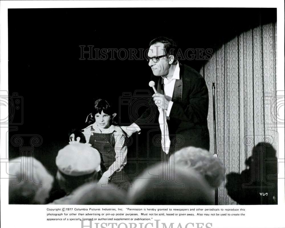 1977 Press Photo "You Light Up My Life" Movie Scene - pip29644- Historic Images