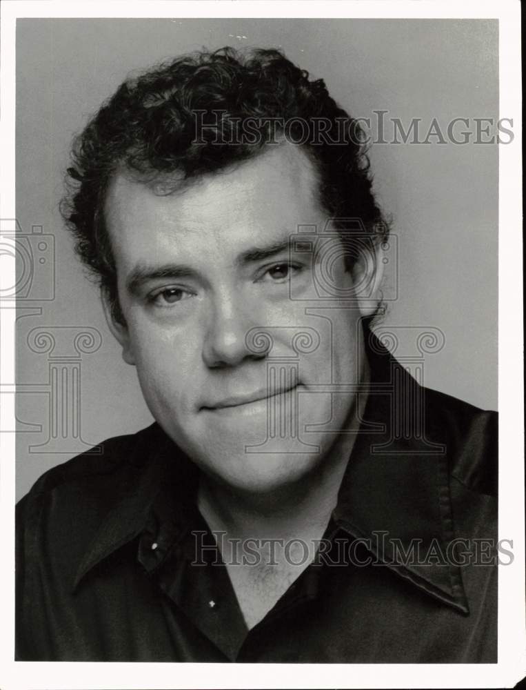 1981 Press Photo John Schuck stars in "Holmes and Yoyo" on ABC Television