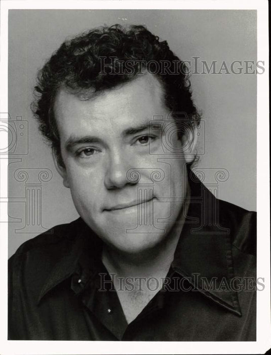 1981 Press Photo John Schuck stars in "Holmes and Yoyo" on ABC Television