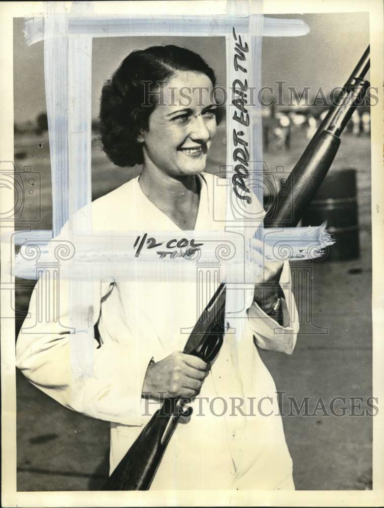 1940 Press Photo Trap shooter Lela Hall - pis00120- Historic Images