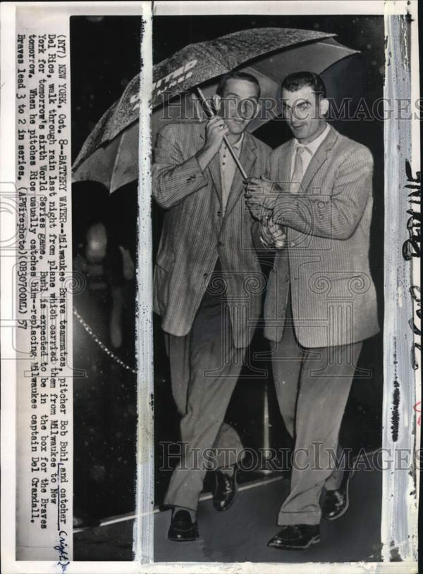 1957 Press Photo Milwaukee Braves baseball players Bob Buhl and Del ...