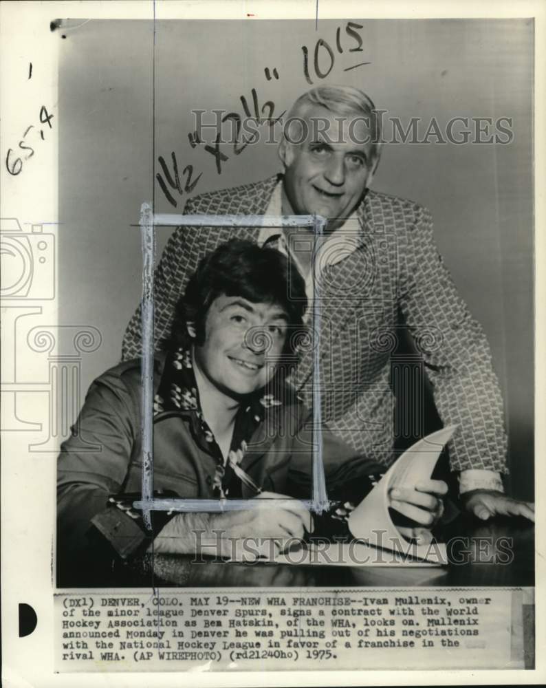 1975 Press Photo Denver hockey team owner Ivan Mullenix and Ben Hatskin- Historic Images