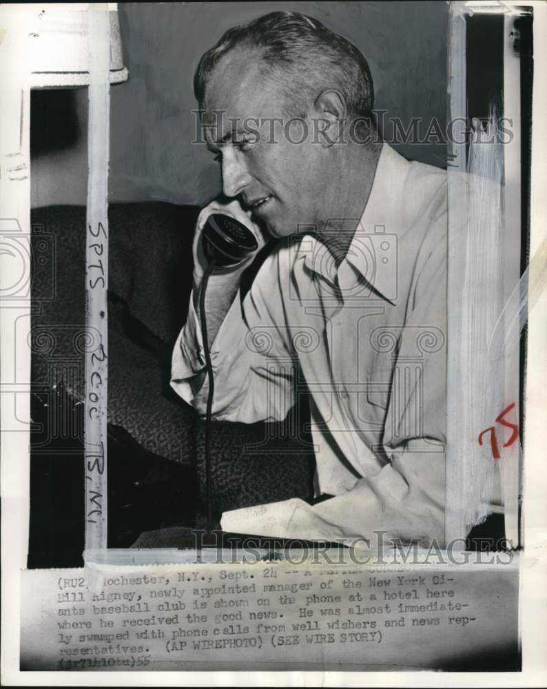 1955 Press Photo New York Giants baseball manager Bill Rigney in Rochester- Historic Images