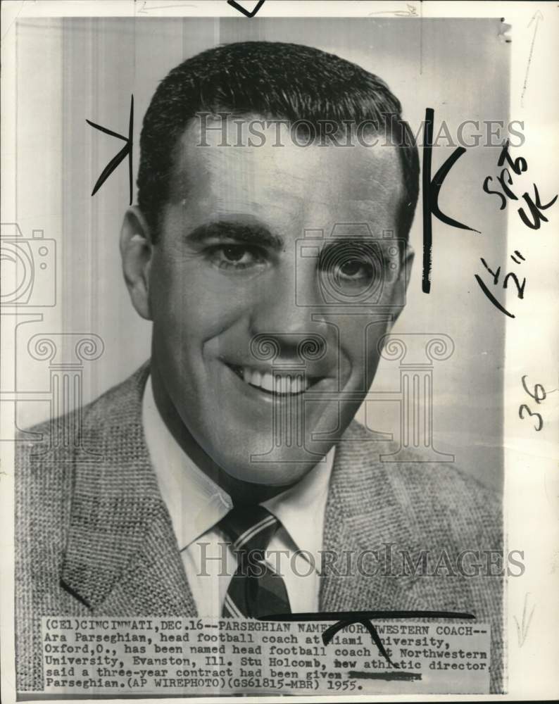 1955 Press Photo Northwestern college football Ara Parseghian - pis00626- Historic Images