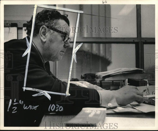1971 Press Photo Vancouver Canucks Hockey Team General Manager Norman Poile- Historic Images