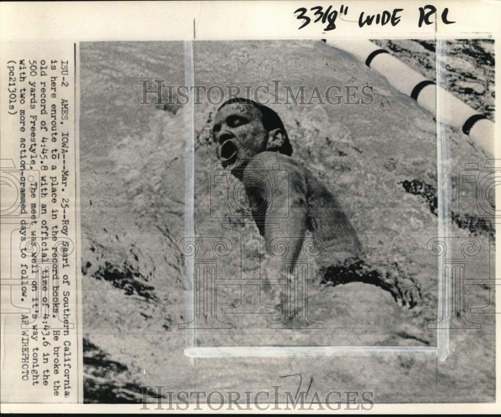 1965 Press Photo USC Swimmer Ray Saari breaks 500 meter record, Ames, Iowa- Historic Images