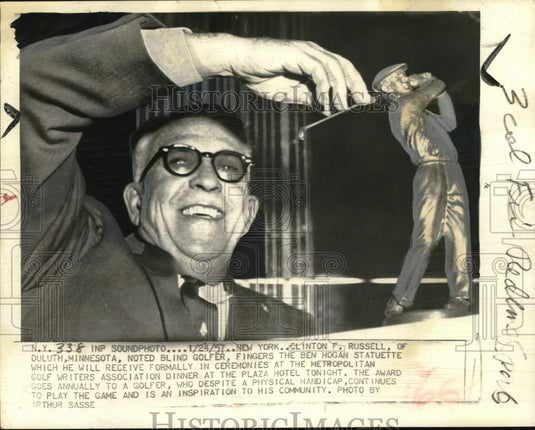 1957 Press Photo Blind golfer Clinton F. Russell receives award, New York- Historic Images