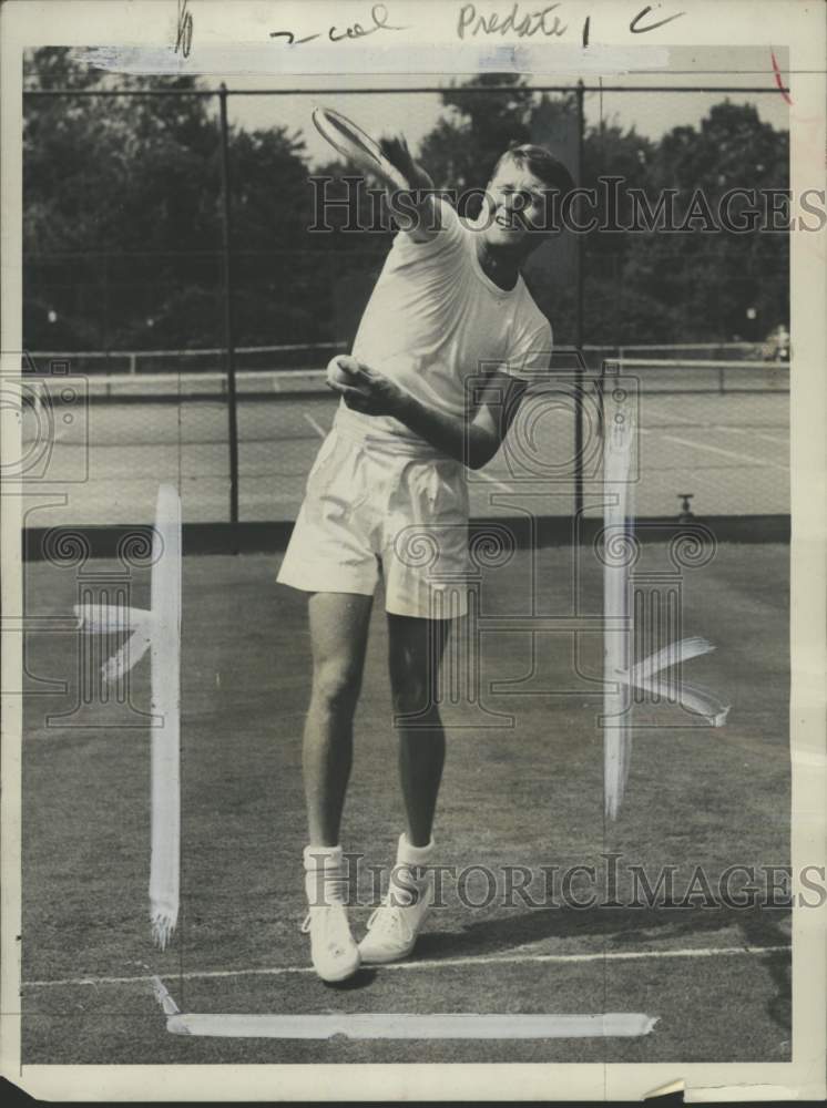1957 Press Photo Hamilton Richardson sways his tennis racket - pis01477- Historic Images