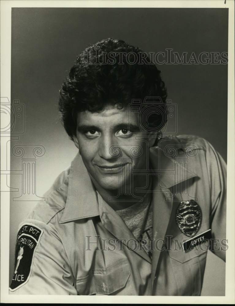 1981 Press Photo Actor Ed Marinaro in "High Street Blues" - pis01509- Historic Images