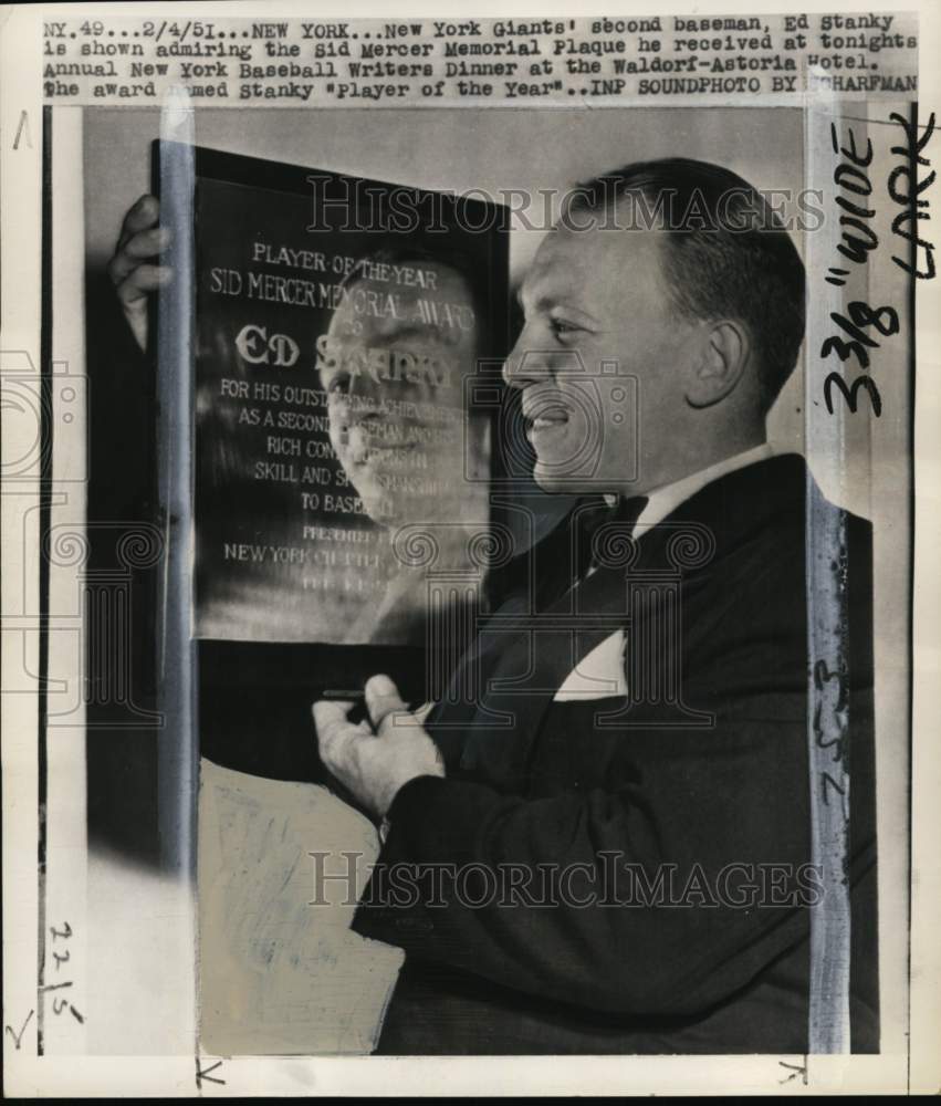 1951 Press Photo Baseball's Ed Stanky, Sid Mercer Memorial Plaque, New York- Historic Images