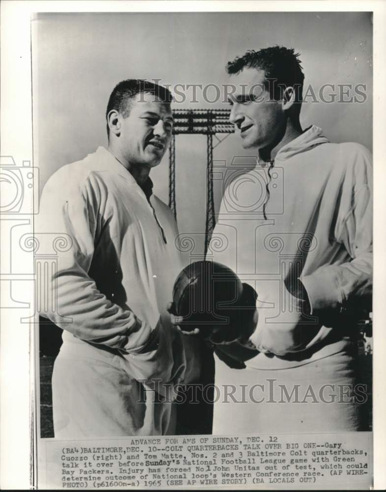 1965 Press Photo Baltimore Colt&#39;s Gary Cuozzo &amp; Tom Matte, Football, Baltimore- Historic Images