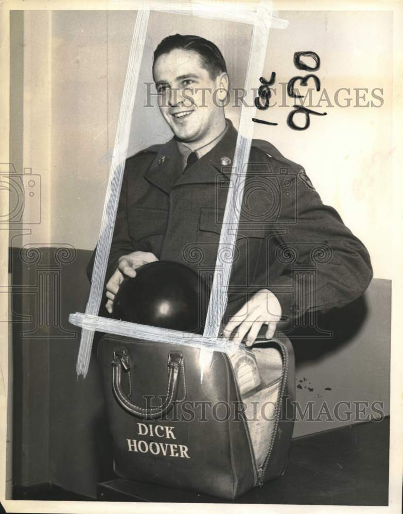 Press Photo Bowler Dick Hoover in Fort Lewis, Washington - pis02165- Historic Images