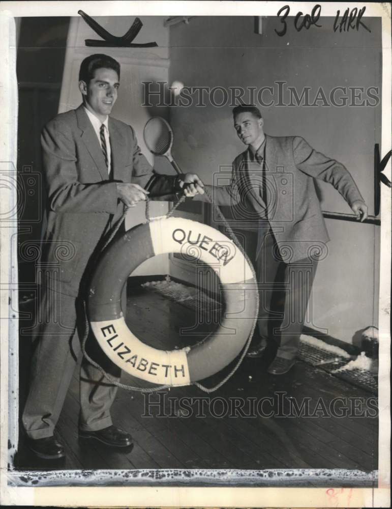 1955 Press Photo Canadian Davis Cup Team Donald Fontana &amp; Bob Bedard Aboard Ship- Historic Images