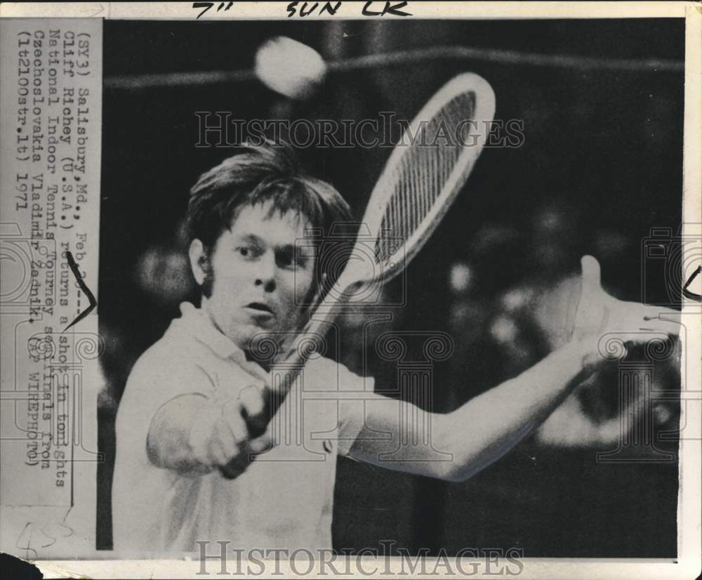 1971 Press Photo Tennis Player Cliff Richey at National Indoor Tennis Tourney- Historic Images
