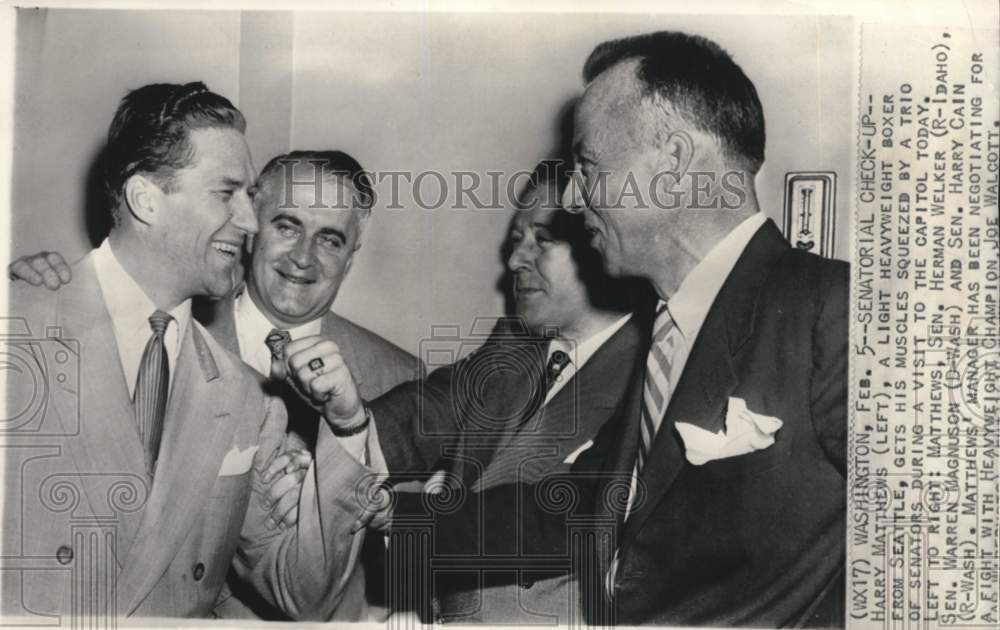 1952 Press Photo Boxer Harry Matthews & Senators, Washington, D.C. - pis02590- Historic Images