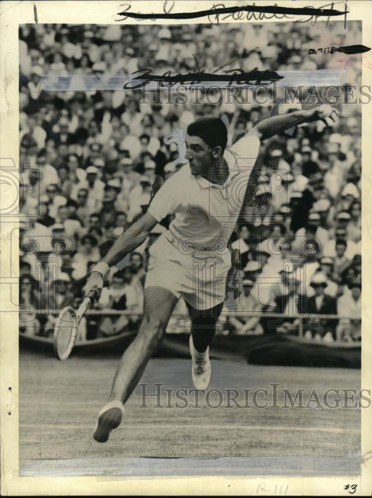 Press Photo Tennis player Barry McKay during match - pis03007- Historic Images