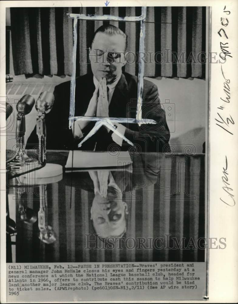 1965 Press Photo Braves&#39; president John McHale, news conference, Milwaukee- Historic Images