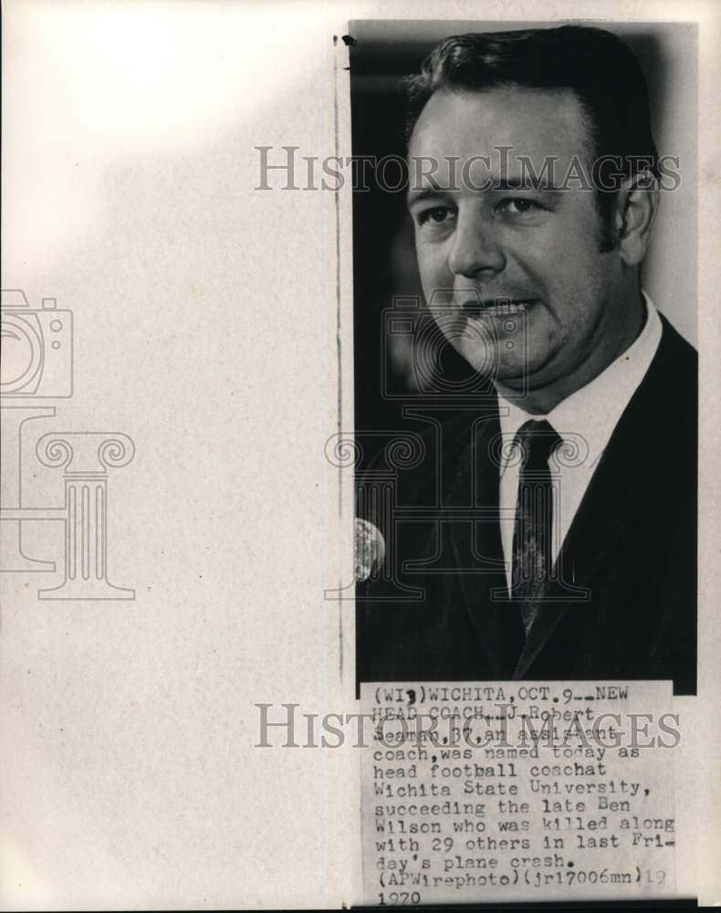 1970 Press Photo Coach Robert Seaman, Wichita State University - pis03058- Historic Images
