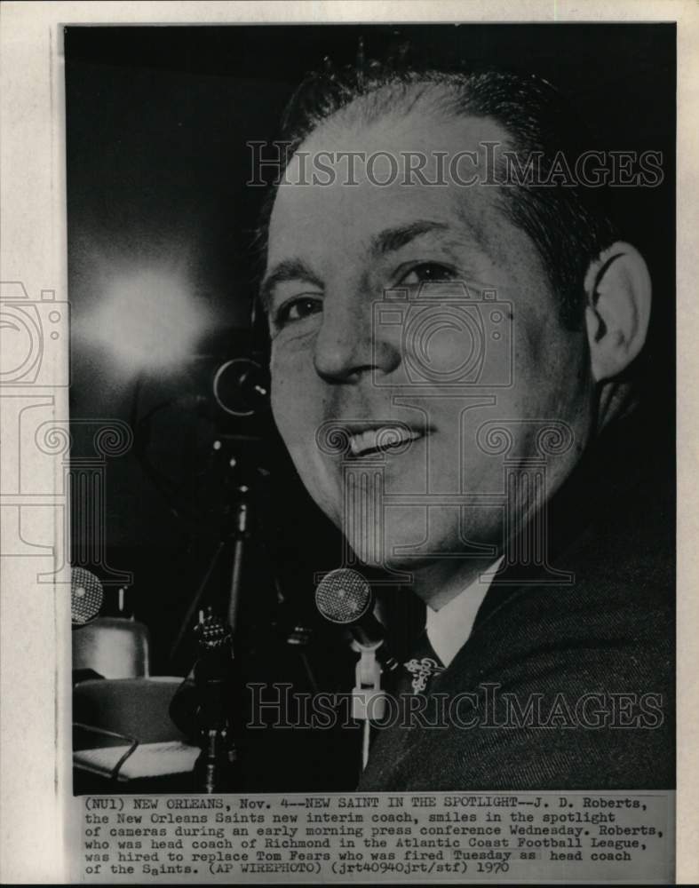 1970 Press Photo Football Coach J D Roberts during press conference, New Orleans- Historic Images
