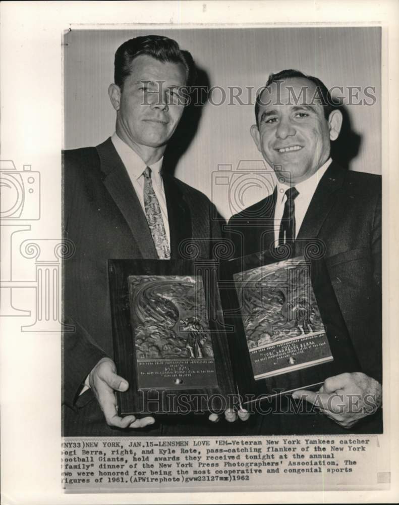 1962 Press Photo Footballer Kyle Rote, baseballer Yogi Berra, holds awards, NY- Historic Images