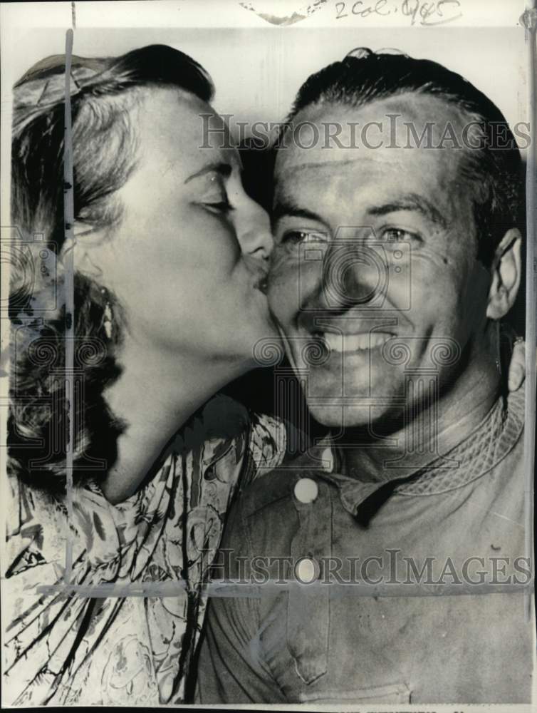 1950 Press Photo Car Racer John Parsons &amp; wife, Indianapolis Speedway- Historic Images