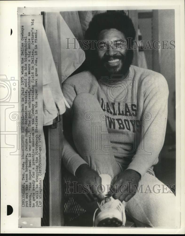 1976 Press Photo Dallas Cowboys&#39; defensive tackle Jethro Pugh, Dallas, Texas- Historic Images