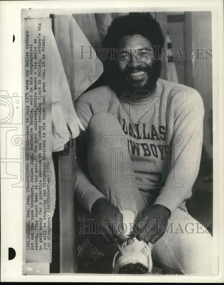 1976 Press Photo Dallas Cowboys' defensive tackle Jethro Pugh, Dallas, Texas- Historic Images