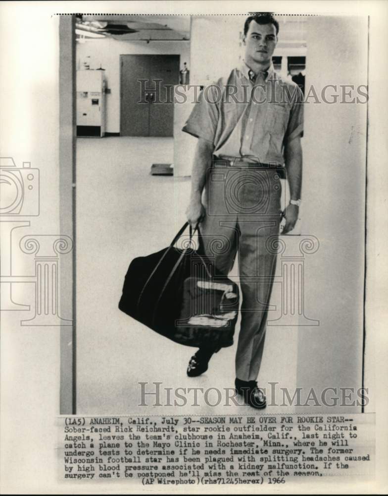 1966 Press Photo California Angels&#39; Rick Reichardt leaves clubhouse, Anaheim, CA- Historic Images