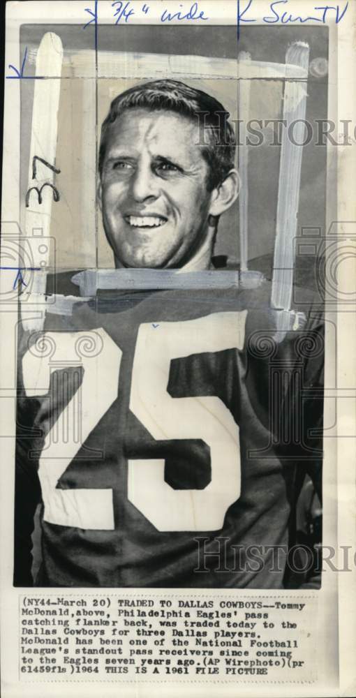 1961 Press Photo Philadelphia Eagles baseball flanker back Tommy McDonald traded- Historic Images