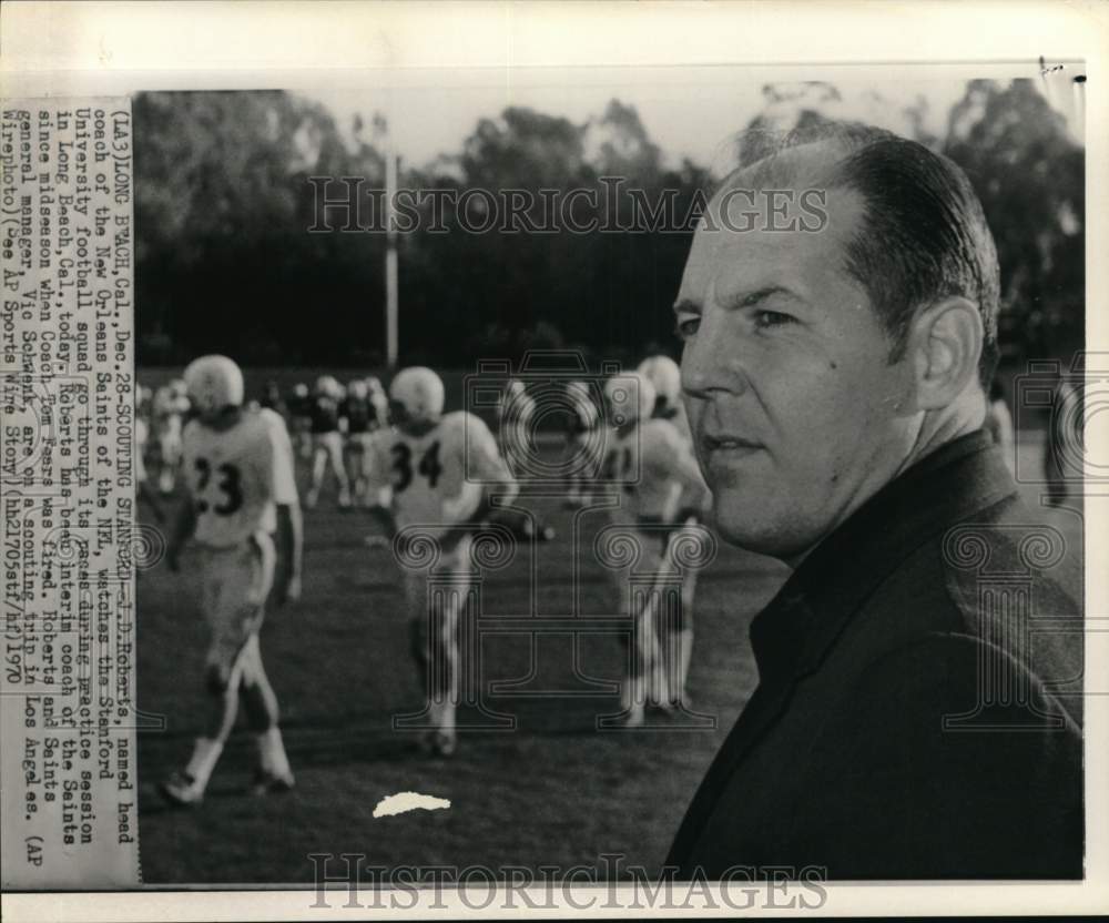 1970 Press Photo New Orleans Saints&#39; coach J.D. Roberts, Long Beach, California- Historic Images