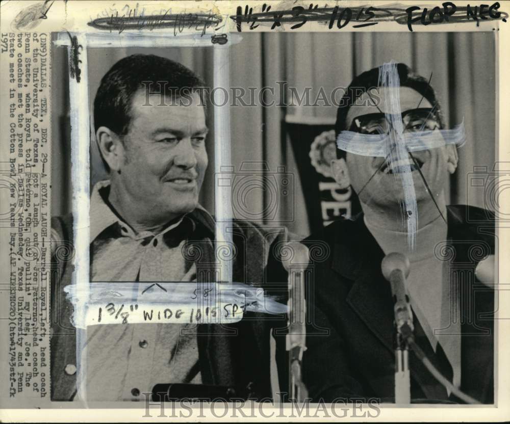 1971 Press Photo Football coaches Darrell Royal &amp; Joe Paterno, Dallas, Texas- Historic Images